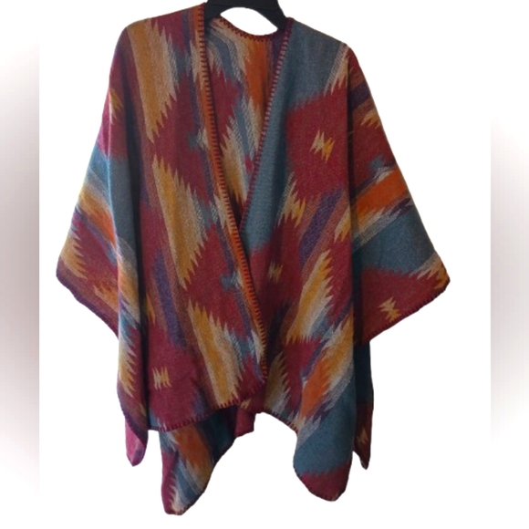 Southwestern Design Wool Blend Shawl Boho Hippie Cape Poncho Wrap OSFM - Picture 1 of 8